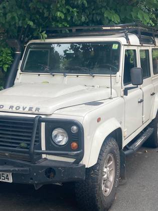 LAND ROVER DEFENDER 2.4 110 SW 4X4 TURBO DIESEL 4P MANUAL